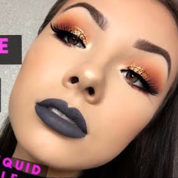 “MEDUSA” Jeffree Star Velour Liquid Lipstick!! - Picture 2 of 8